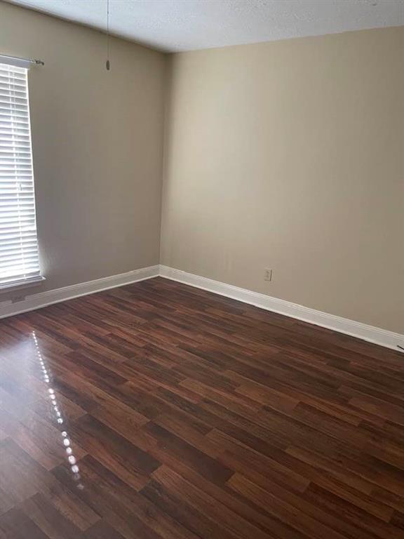 Foto del edificio - 609 Olde Oaks Dr