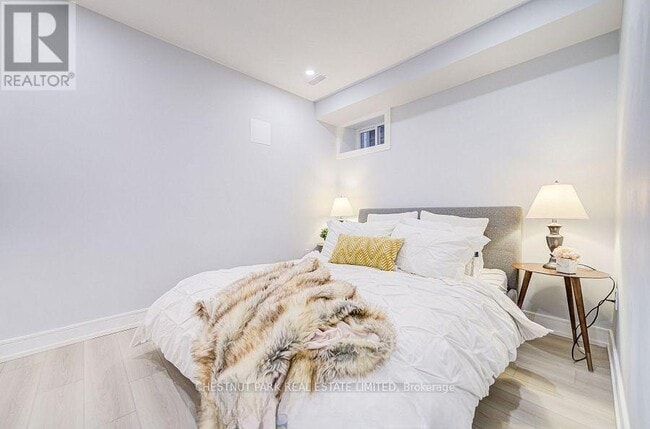 Building Photo - 770 Pape Ave