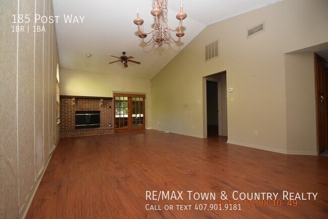 Building Photo - Casselberry Rental Townhome