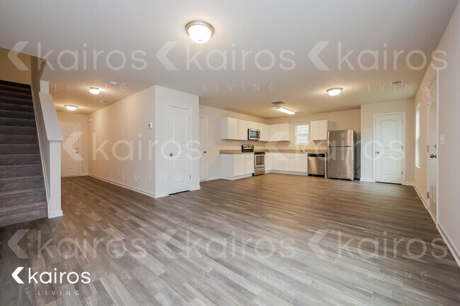 Building Photo - 346 Freeman Cir.