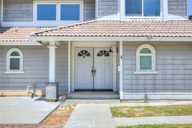 Building Photo - 20341 E Crestline Dr