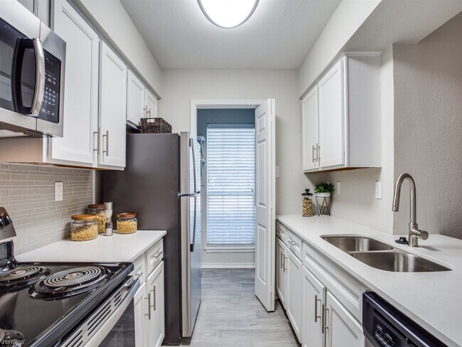 Foto del edificio - 9519 Valley Ranch Pkwy E