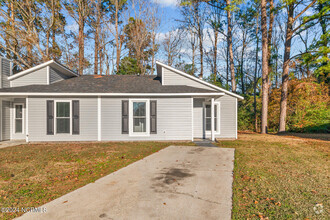 Building Photo - 135 Twinwood Dr