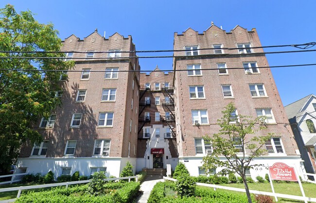Building Photo - 128 Dehart Pl