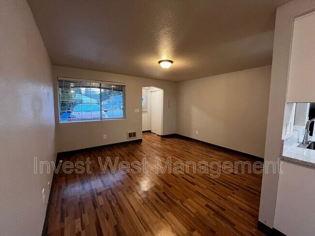 Foto del edificio - 636 SE Russell St