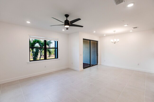 Building Photo - 4082 Sonoma Oaks Way