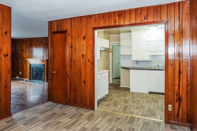 Foto del edificio - 6729 Grasselli Rd