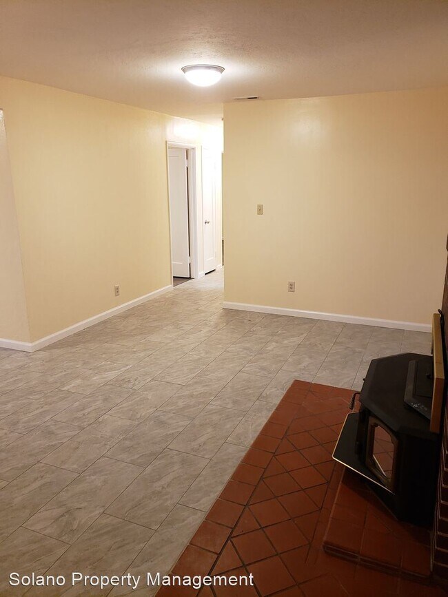 Building Photo - 3 br, 2 bath House - 733 Utah St