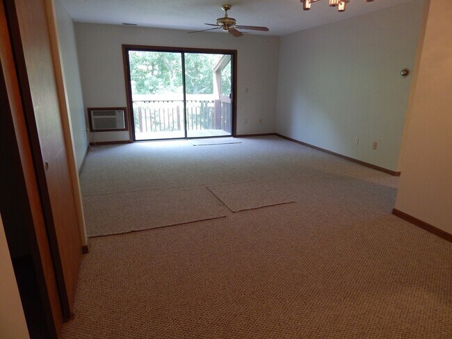 Foto del edificio - 340 Sunderland Rd