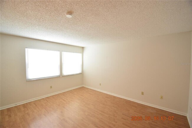Foto del edificio - 3107 W Horatio St