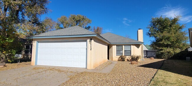 Foto del edificio - GREAT HOME IN NE CLOVIS NEAR MESA ELEMENTARY