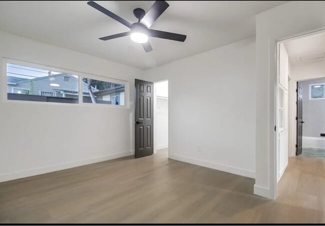 Foto del edificio - 2632 Violet St