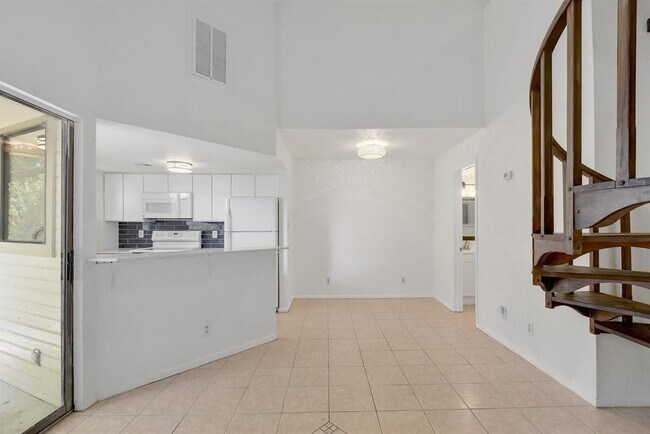 Building Photo - 2500 Burleson Rd