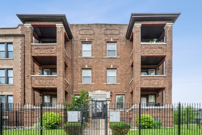 Foto del edificio - 6518 S Greenwood Ave