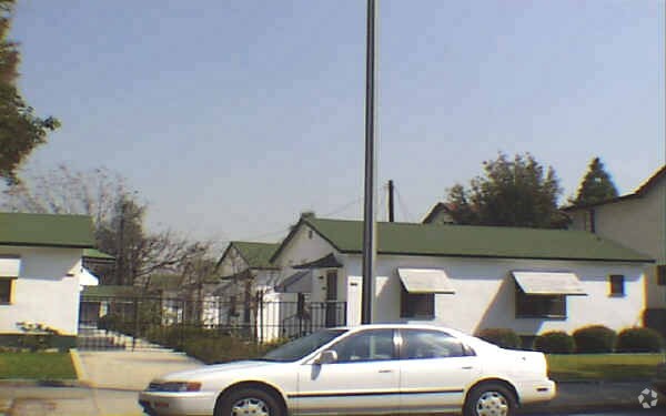 Primary Photo - Royal Meridian