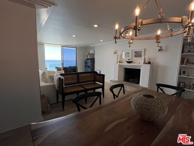Foto del edificio - 22548 Pacific Coast Hwy