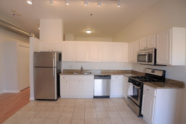 Foto del edificio - 1000 E 53rd St