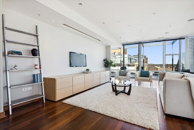 Foto del edificio - 1720 Oak Ave