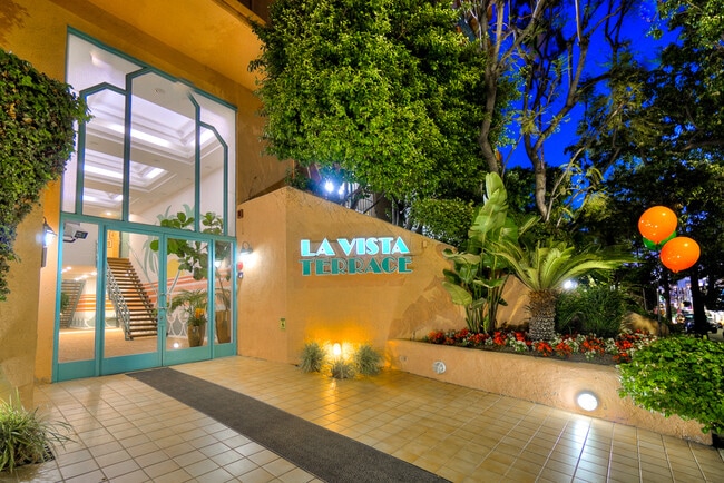 Building Photo - La Vista Terrace