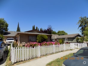 Building Photo - 5519 Lean Ave