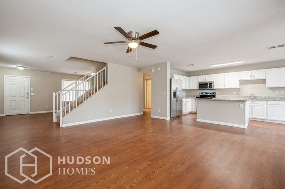 Foto del edificio - NOW AVAILABLE! - 9324 W Highland Ave, Phoe...