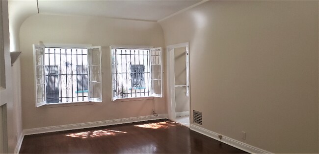Foto del edificio - 6217 Orange St