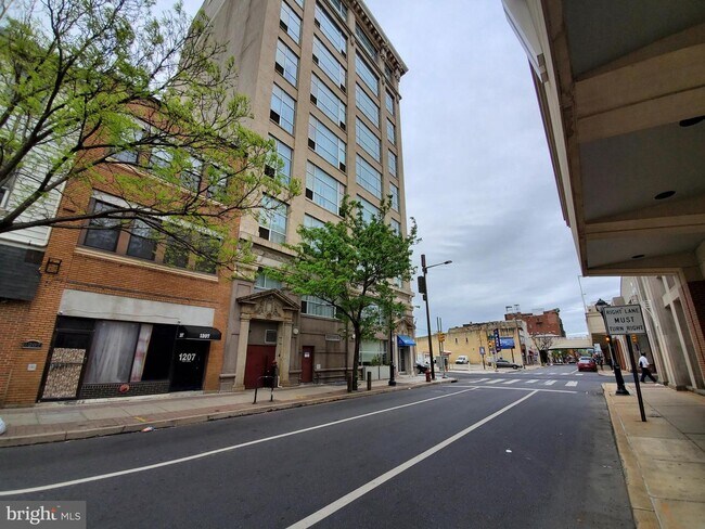 Foto del edificio - 1207 Race St