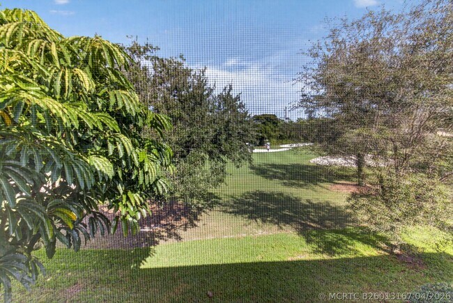 Foto del edificio - 7455 Glendevon Ln