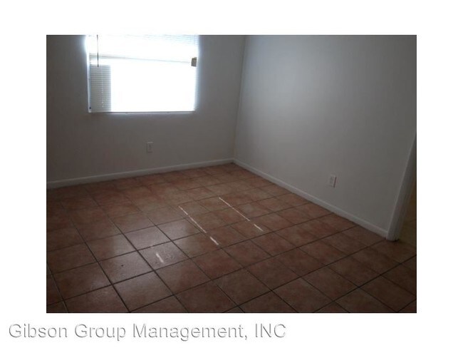 Foto del edificio - 1106 NW 7th St