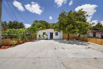 Building Photo - 10204 SW 173rd St