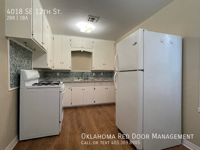 Building Photo - 4018 SE 12th St