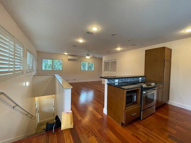 Building Photo - 44-477 Kaneohe Bay Dr