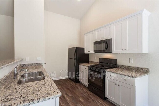 Building Photo - 2237 Balmore Ave