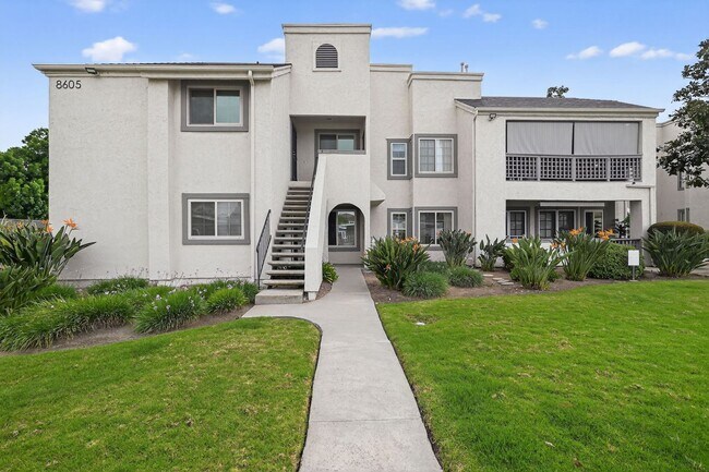 Foto del edificio - Santee 2 Bedroom 2 Bath Condo with Garage