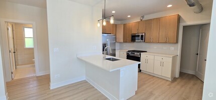Building Photo - 432 S Maple Ave