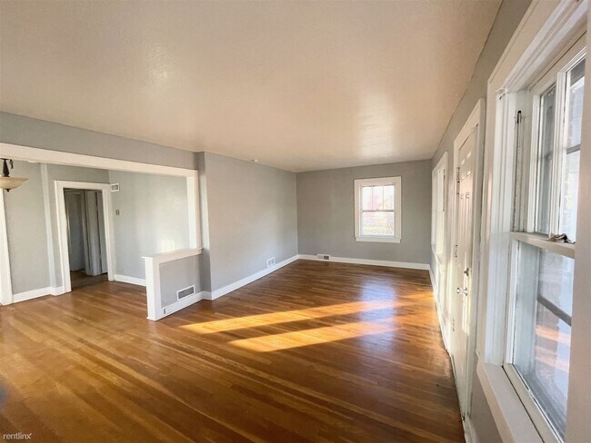 Foto del edificio - 3 br, 1 bath House - 7236 Agnes Avenue