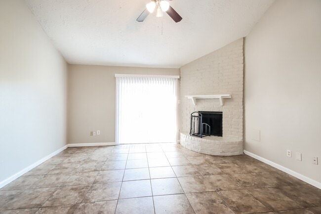 Building Photo - 5418 Quail Tree Ln