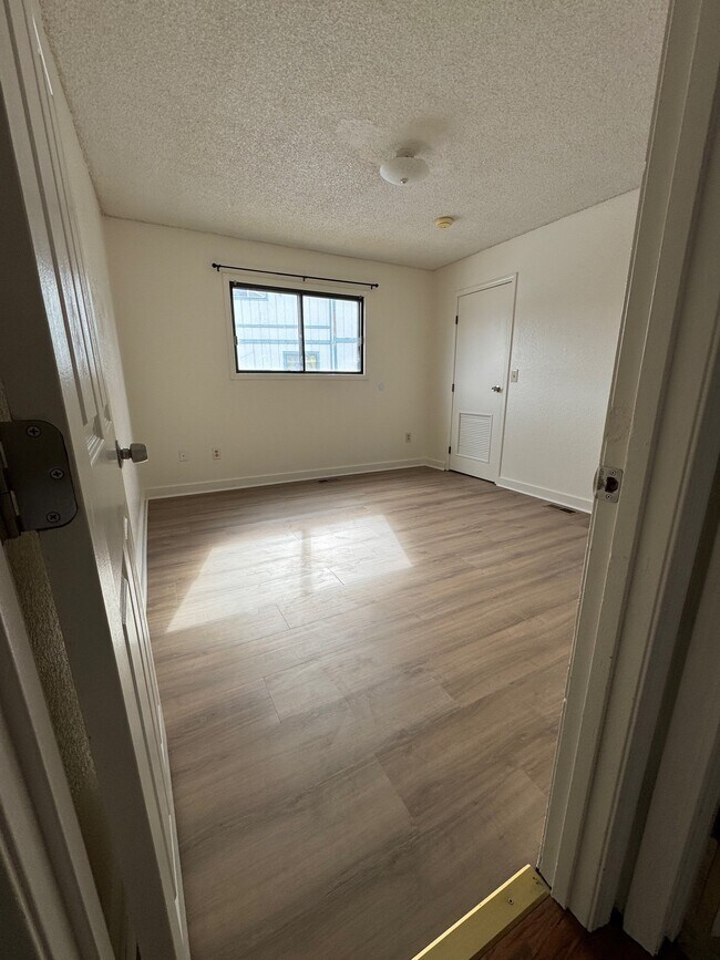 Foto del edificio - 3421 Pussywillow St