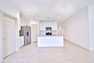 Building Photo - 29423 Paytons Park Ct