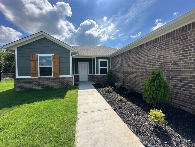 Building Photo - New Construction 3 Bedroom, 2 Bathroom on ...