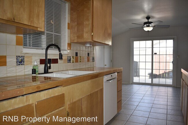 Foto del edificio - 3 br, 1 bath House - 2909 Weston Way