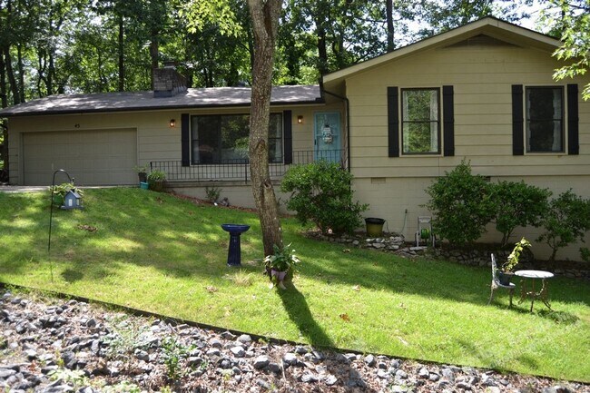 Foto del edificio - Lake DeSoto Area | Home |Unfurnished