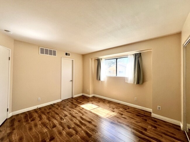 Building Photo - 10655 Lemon Ave