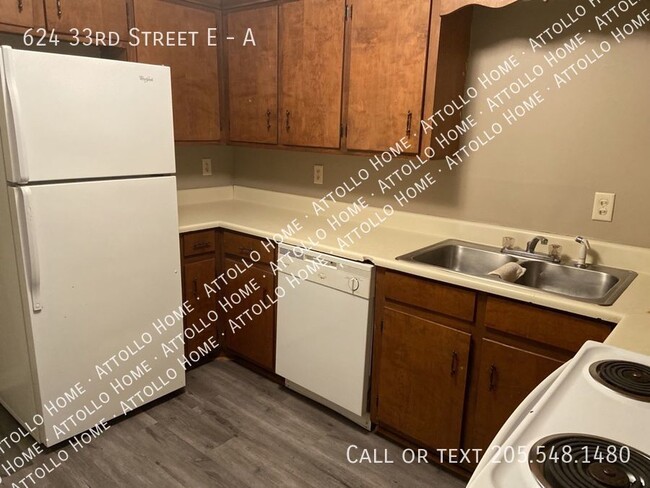 Building Photo - 2-Bedroom Apartment Convenient to McFarlan...