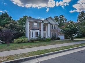 Building Photo - 406 Somersview Dr