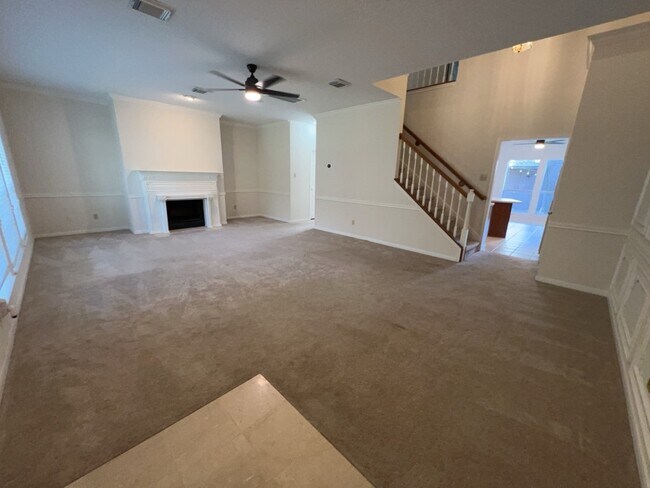 Building Photo - 2136 Gemini St