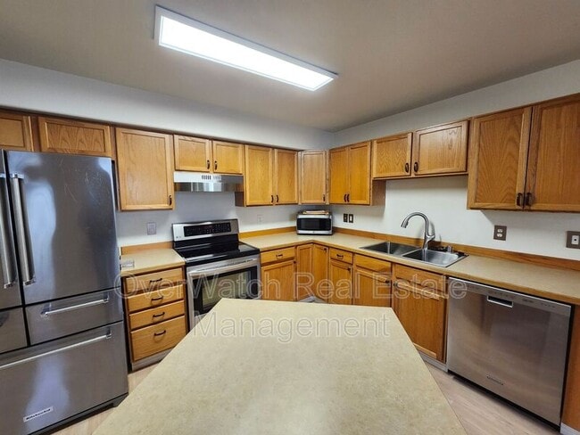 Photo - 7428 Meadow St House