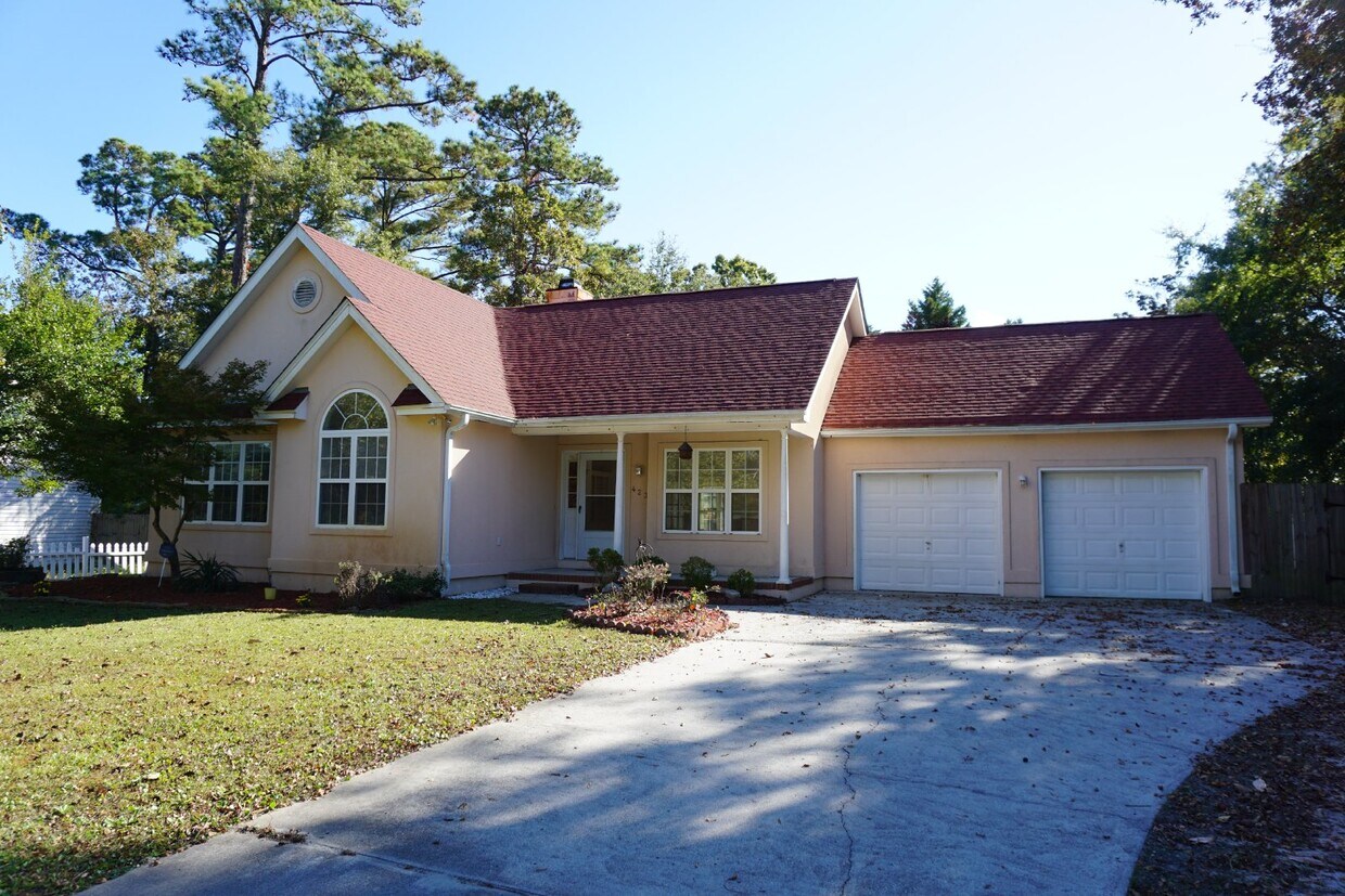 Primary Photo - 3BR/2BA - Quiet Hidden Forest Neighborhood...