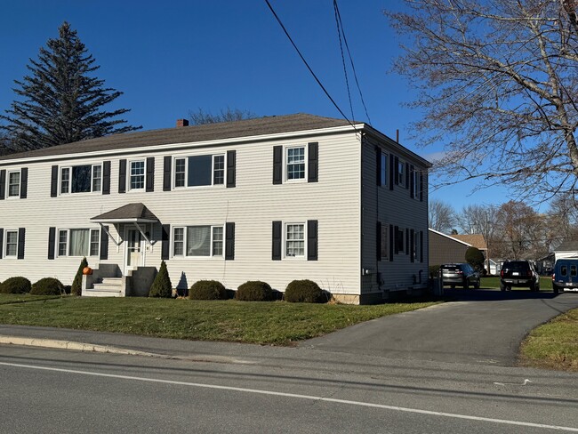 Building Photo - 120 Elm St