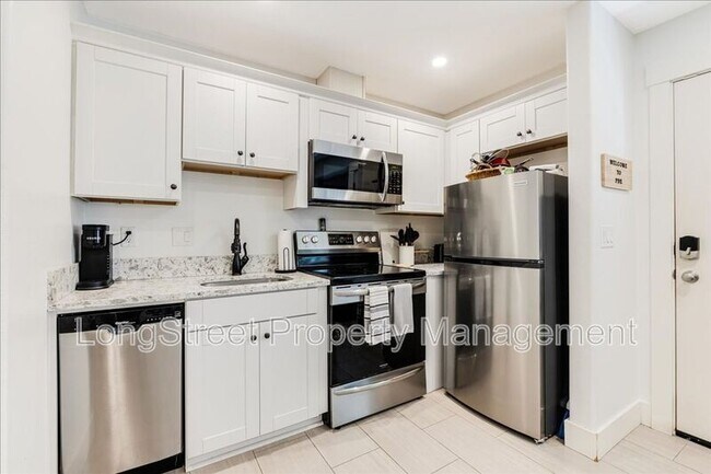 Foto del edificio - 8115 N Ivanhoe St